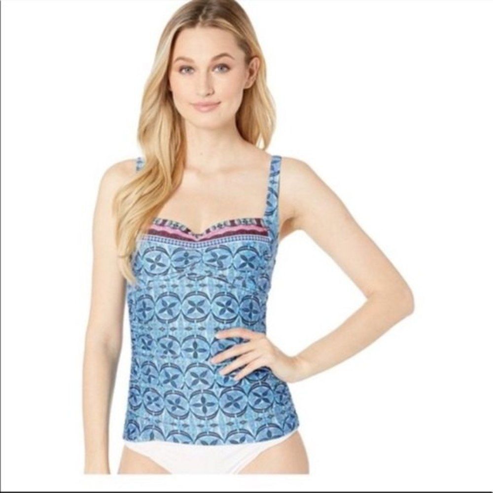 La Blanca Womens Size 6 Blue The Realist Over the Shoulder